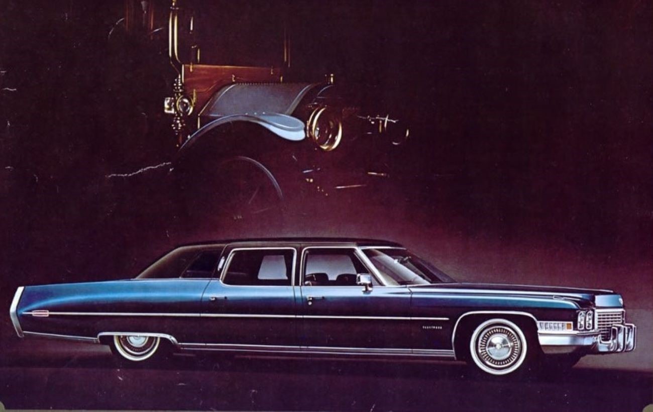 Не поміщався на парковці: яке авто було найбільшим в історії